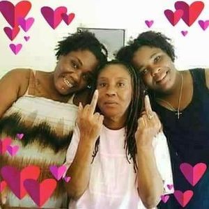 Meet your Posher, Veronica